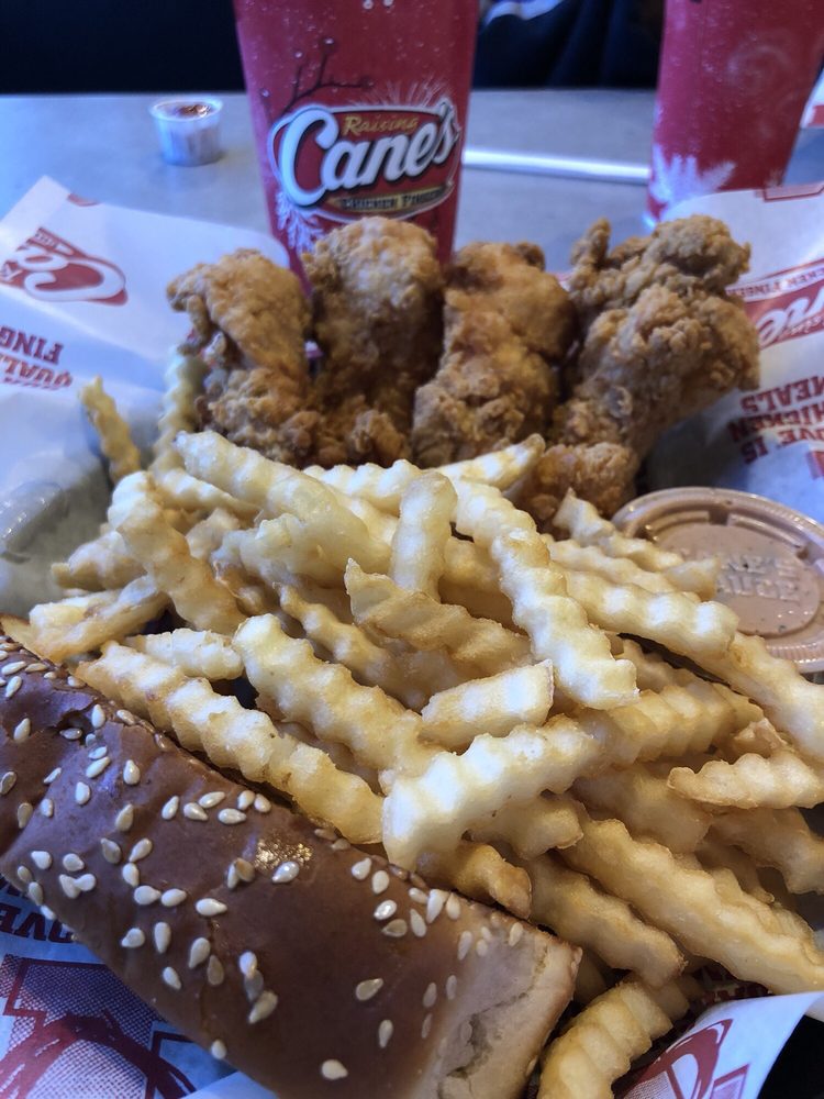 RAISING CANE’S 4700 Millhaven Rd, Monroe, Louisiana Chicken Wings