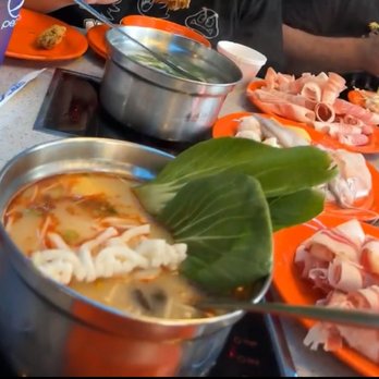 Volcano Hot Pot & BBQ - Pork bone broth - Hot Pot Near Me - Orlando, Florida Volcano Hot Pot & BBQ - Pork bone broth - Hot Pot Near Me - Orlando, Florida