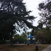 Photo of Robert L Burns Park - Los Angeles, CA, United States. a small, cozy park.