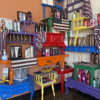Curlicue - Love the display - Hair Stylists Near Me - Covina, California Curlicue - Love the display - Hair Stylists Near Me - Covina, California