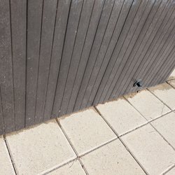 Aqua Living Factory Direct - Water leaks around the entire perimeter