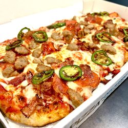 DC Pizza - Meat Likers