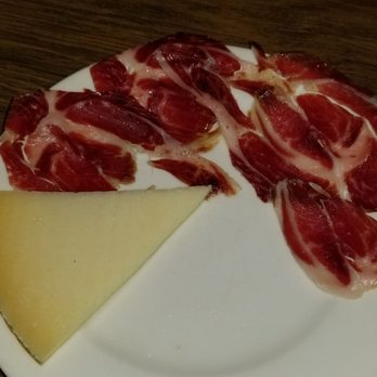 Ciutat Comtal - Tapas Bars Near Me - Barcelona, B