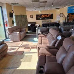 B&B Furniture Outlet - Clean