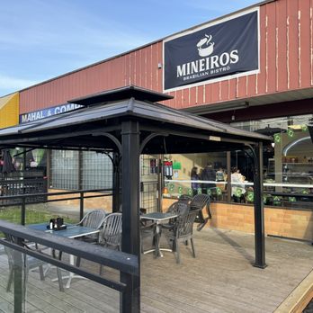 Mineiros Brazilian Bistro - Front of cafe~ - Brazilian Near Me - Burnaby, British Columbia Mineiros Brazilian Bistro - Front of cafe~ - Brazilian Near Me - Burnaby, British Columbia