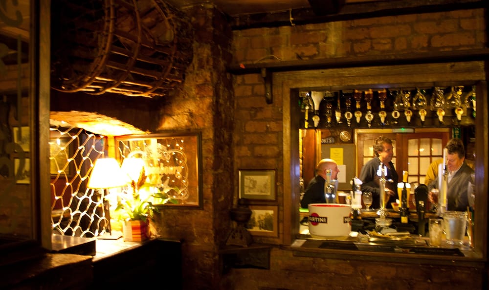 SIR ALFRED HITCHCOCK HOTEL Updated October 2024 28 Photos 147