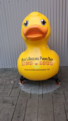 Pete's Dueling Piano Bar by null