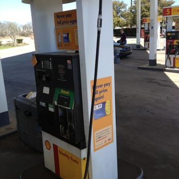Hansom Hank's - a gas pump at a gas station - Beer, Wine & Spirits Near Me - Grapevine, Texas