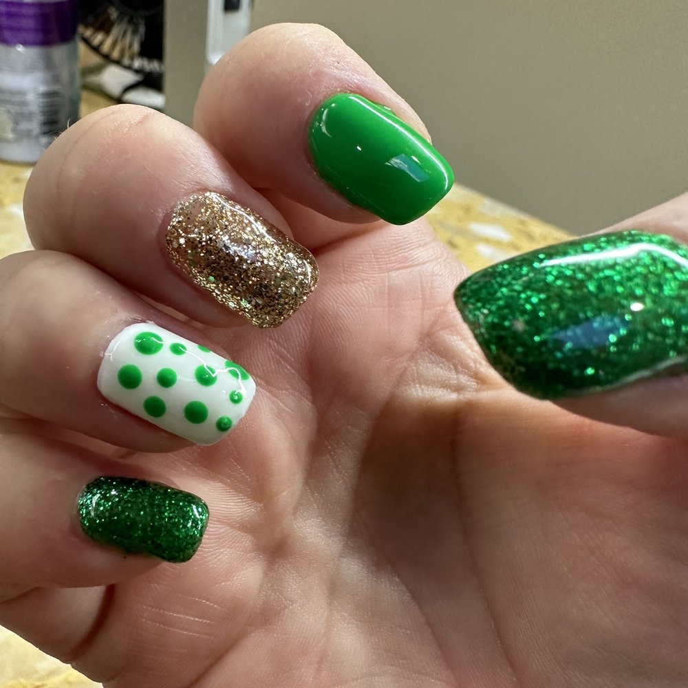 St Patricks Day nails by Amy