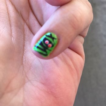 Nails Pro - Nail Salons Near Me - Warren, Ohio
