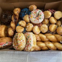 Moonlight Donuts