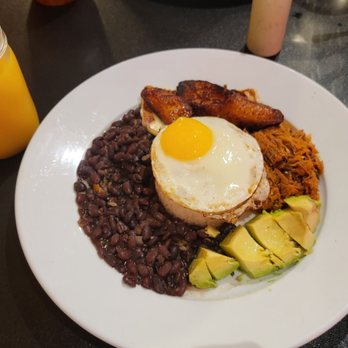 Fogonero Restaurant - Pabellon Criollo - Venezuelan Near Me - Pflugerville, Texas Fogonero Restaurant - Pabellon Criollo - Venezuelan Near Me - Pflugerville, Texas
