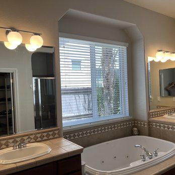 Vitality Electric - Bathroom vanity lights - Lighting Fixtures & Equipment Near Me Vitality Electric - Bathroom vanity lights - Lighting Fixtures & Equipment Near Me