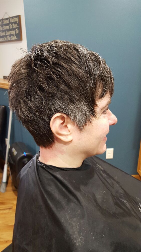 MODERN IMAGE SALON Updated May 2024 12 Photos W10623 Gallagher Rd