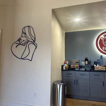 Pet Alliance Wellness Center - Cute decor - Veterinarians Near Me - Sun Valley, California Pet Alliance Wellness Center - Cute decor - Veterinarians Near Me - Sun Valley, California