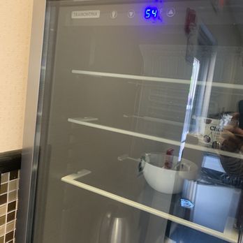 Clarion Hotel & Suites - Breakfast area refrigerator for guest access to milk, yogurts and other perishables. 54-deg (F) - Hotels Near Me - Hamden, Connecticut Clarion Hotel & Suites - Breakfast area refrigerator for guest access to milk, yogurts and other perishables. 54-deg (F) - Hotels Near Me - Hamden, Connecticut