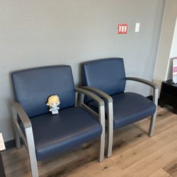 Arizona Diagnostic Radiology - Ahwatukee - Waiting room chairs