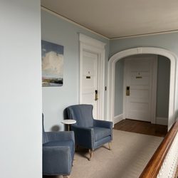 Gateways Inn - Upstairs