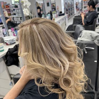 Ulta Beauty - Ulta - Cosmetics & Beauty Supply Near Me - West Hollywood, California Ulta Beauty - Ulta - Cosmetics & Beauty Supply Near Me - West Hollywood, California