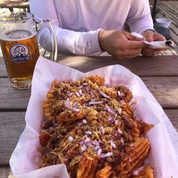 Chili cheese fries