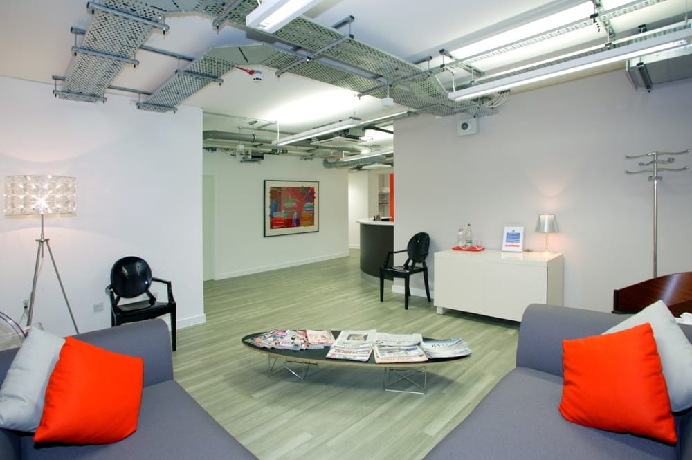 BLOSSOMS HEALTHCARE LONDON BRIDGE Updated March 2024 139 Tooley Street, London, United