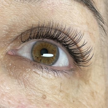 Lashes By Edanna - Classic lash extensions - Eyelash Service Near Me