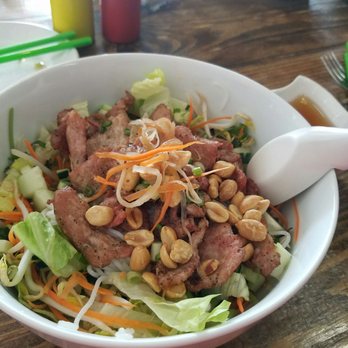 Bamboo Thai Kitchen - Bunn with pork - Vietnamese Near Me - Columbus, Ohio