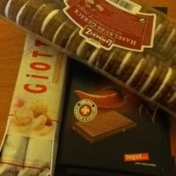 REWE City - Chili chocolates, hazelnut cookies.