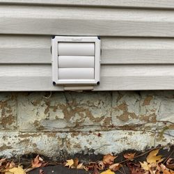 Charleys Cheesesteaks - Dryer vent repair