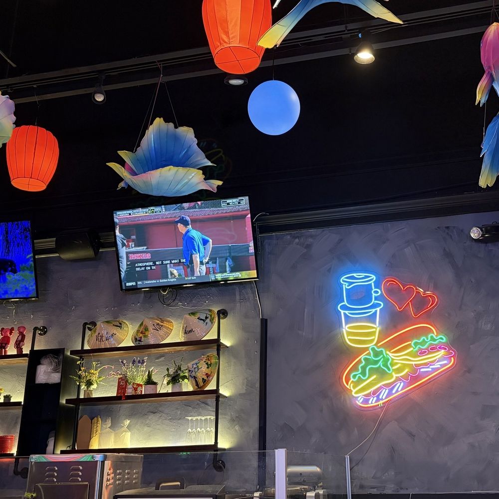 Pho You & Mi - Interior decoration - Vietnamese Near Me - Las Vegas, Nevada