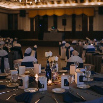 An Event Less Ordinary - All set! (Photo by Maddie Blecha Photography.) - Wedding Planning Near Me - Chicago, Illinois