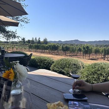 Goosecross Cellars - Wineries Near Me - Yountville, California