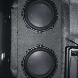 D-Tronics - 2-8Wv3's JL Audio in a sealed enclosure.