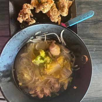 19 GOLD - Taiwanese Near Me - Seattle, Washington