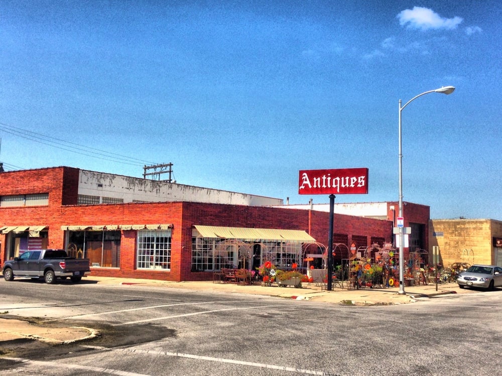 PARK AVENUE ANTIQUES Updated September 2024 515 N Park Ave, Fremont
