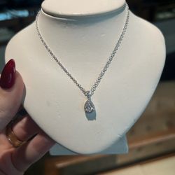 Calvin's Fine Jewelry - Diamond necklace