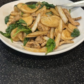 Din Tai Fung - Shanghai rice cakes with pork - Taiwanese Near Me - Arcadia, California Din Tai Fung - Shanghai rice cakes with pork - Taiwanese Near Me - Arcadia, California