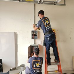 Ampulse Electric