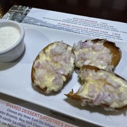 Harley's American - Potato skins