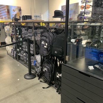 adidas outlet elizabeth nj