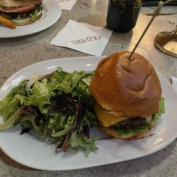 Olivers - Lounges Near Me - Seattle, Washington