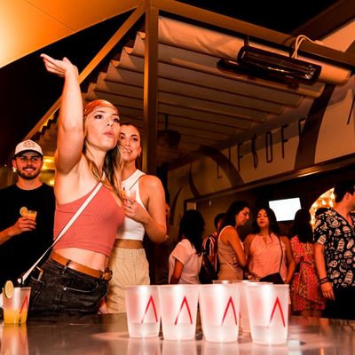 LIFTOFF Bar & Ride by null