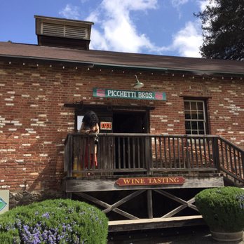 Picchetti Winery - The tasting room - Wineries Near Me - Cupertino, California Picchetti Winery - The tasting room - Wineries Near Me - Cupertino, California