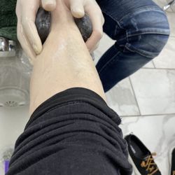 VIP Nails - Hot stone treatment! Woooooo