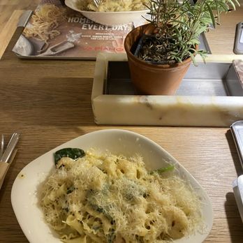 Vapiano Gran Via - Shrimp with campanile pasta - Italian Near Me - Barcelona, B