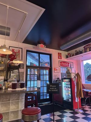 Cafe Manhattan by null