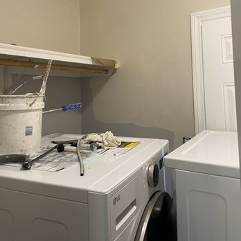 Nice and Clean Painting - Went the extra mile moving heavy appliances to paint completely behind - Painters Near Me Nice and Clean Painting - Went the extra mile moving heavy appliances to paint completely behind - Painters Near Me