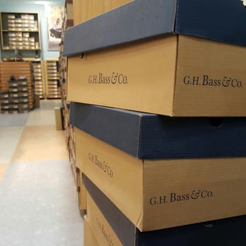 Bass - (",) - Shoe Stores Near Me - Park City, Utah Bass - (",) - Shoe Stores Near Me - Park City, Utah