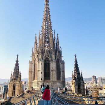 Catedral de Barcelona - Up above! - Landmarks & Historical Buildings Near Me - Barcelona, B Catedral de Barcelona - Up above! - Landmarks & Historical Buildings Near Me - Barcelona, B