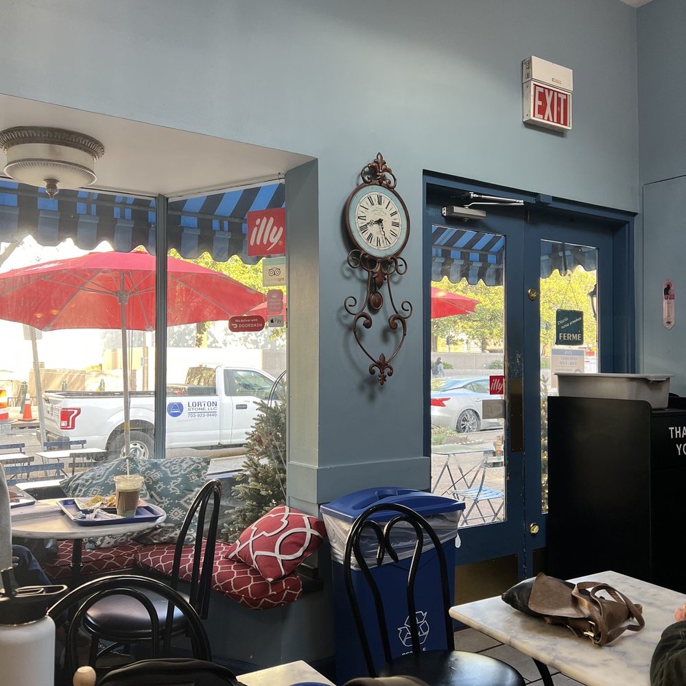 Le Bon Cafe - Coffee & Tea Near Me - Washington, DC, District of Columbia
